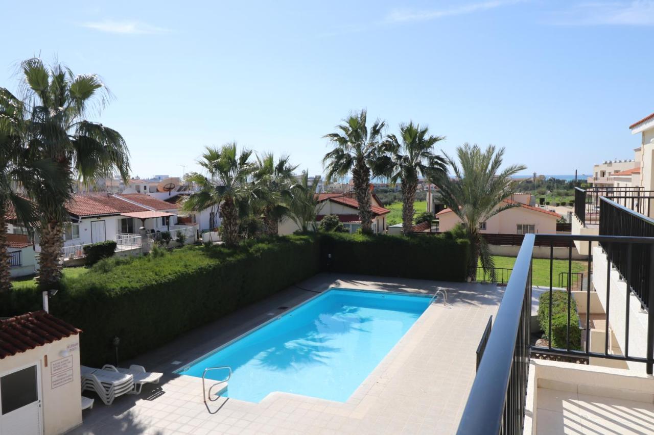 Cyking 2 Bed Apartment With Pool & 10 Min To Beach 파포스 외부 사진