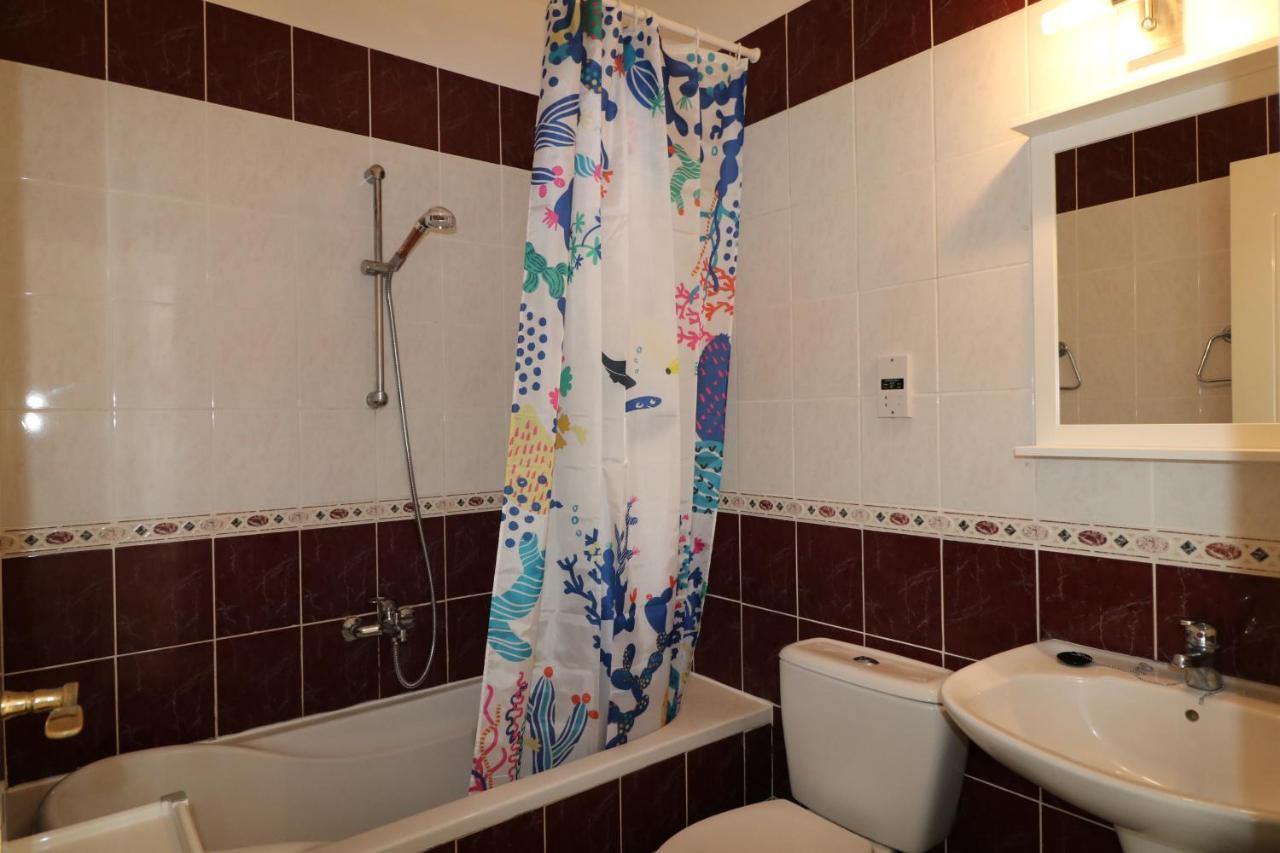 Cyking 2 Bed Apartment With Pool & 10 Min To Beach 파포스 외부 사진