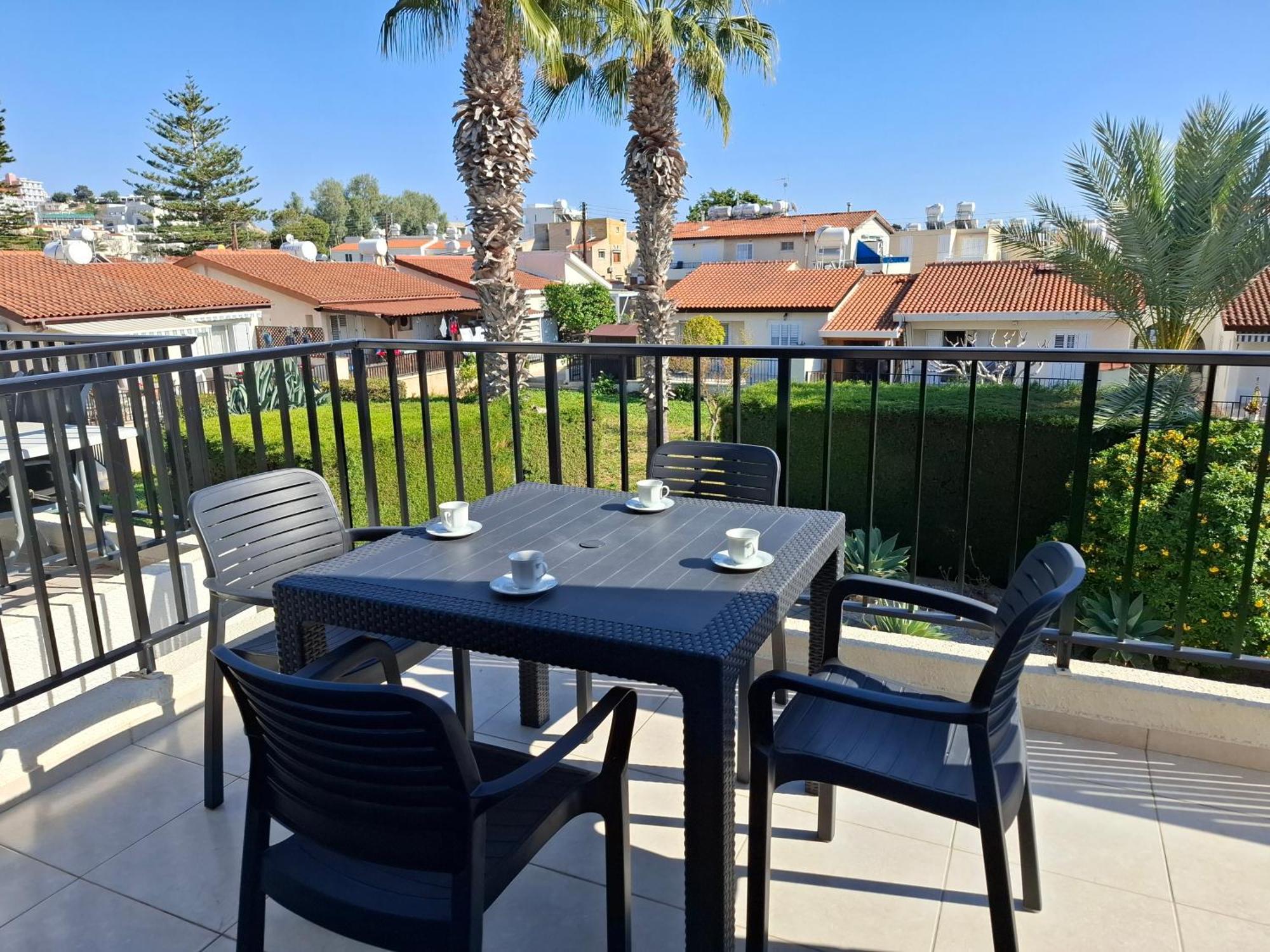 Cyking 2 Bed Apartment With Pool & 10 Min To Beach 파포스 외부 사진
